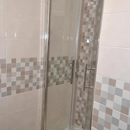 Verzus فندق مبيت وإفطار بومبيي