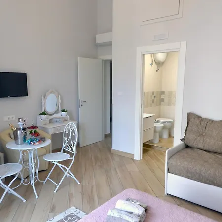 Verzus فندق مبيت وإفطار بومبيي