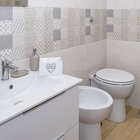 Verzus فندق مبيت وإفطار بومبيي