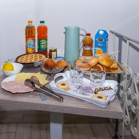 Verzus Oda ve Kahvaltı